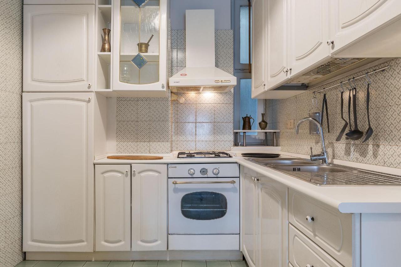 Trastevere & Ponte Sisto Cozy Flat Рим Экстерьер фото